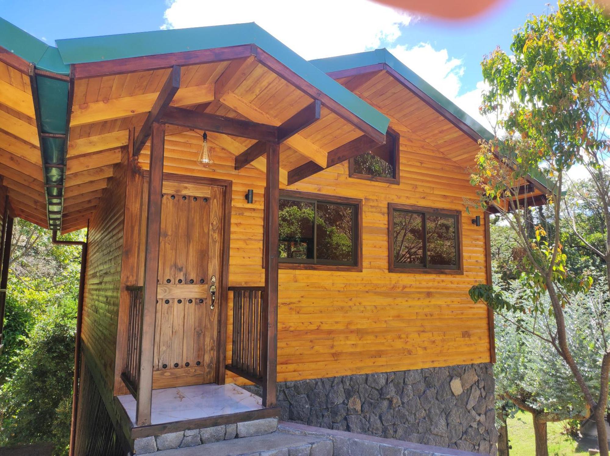 Cabinas El Quetzal San Gerardo de Dota Exterior photo