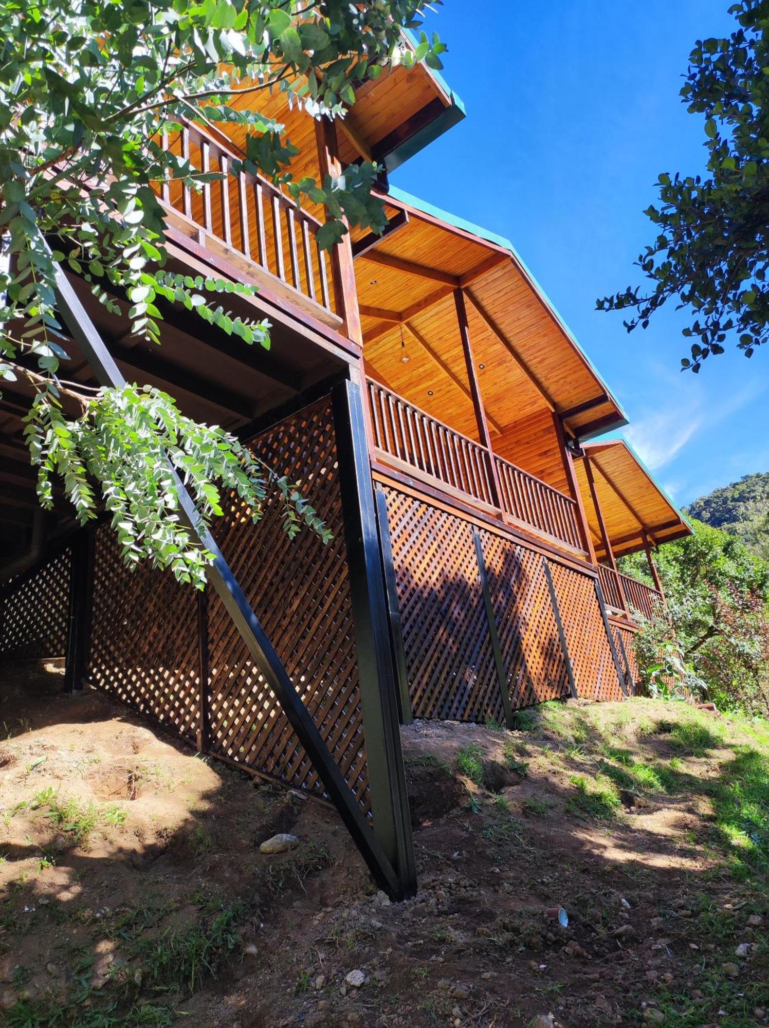 Cabinas El Quetzal San Gerardo de Dota Exterior photo